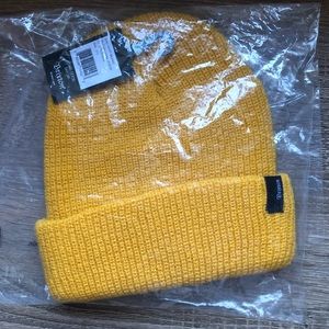Brixton Heist Beanie (brand new) Mustard